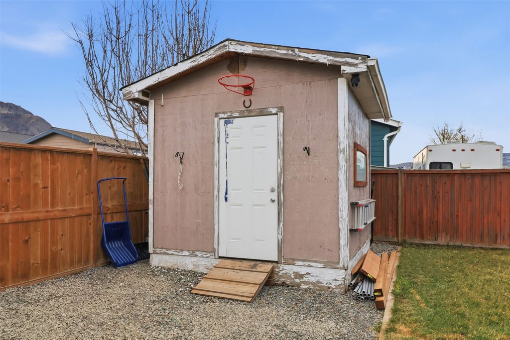 listing image 16516770208684112558