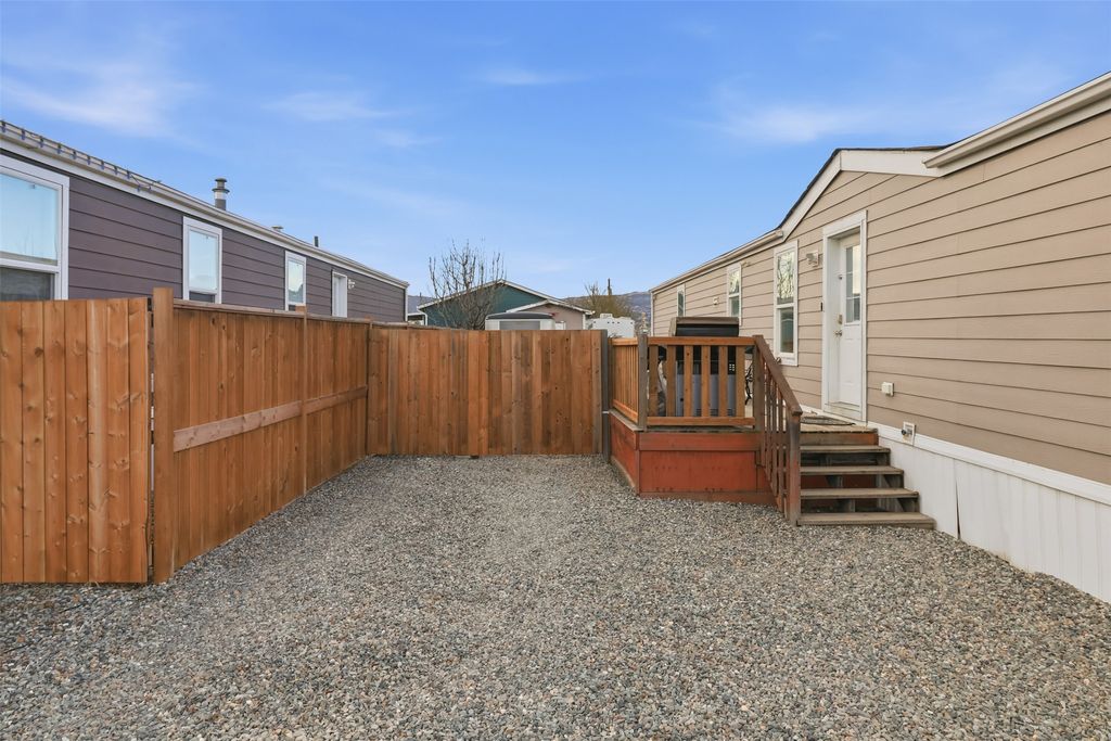 listing image 16518553060678136033