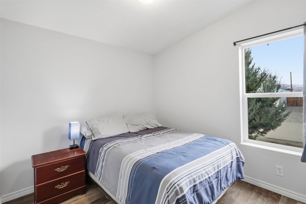 listing image 16513400062978920262