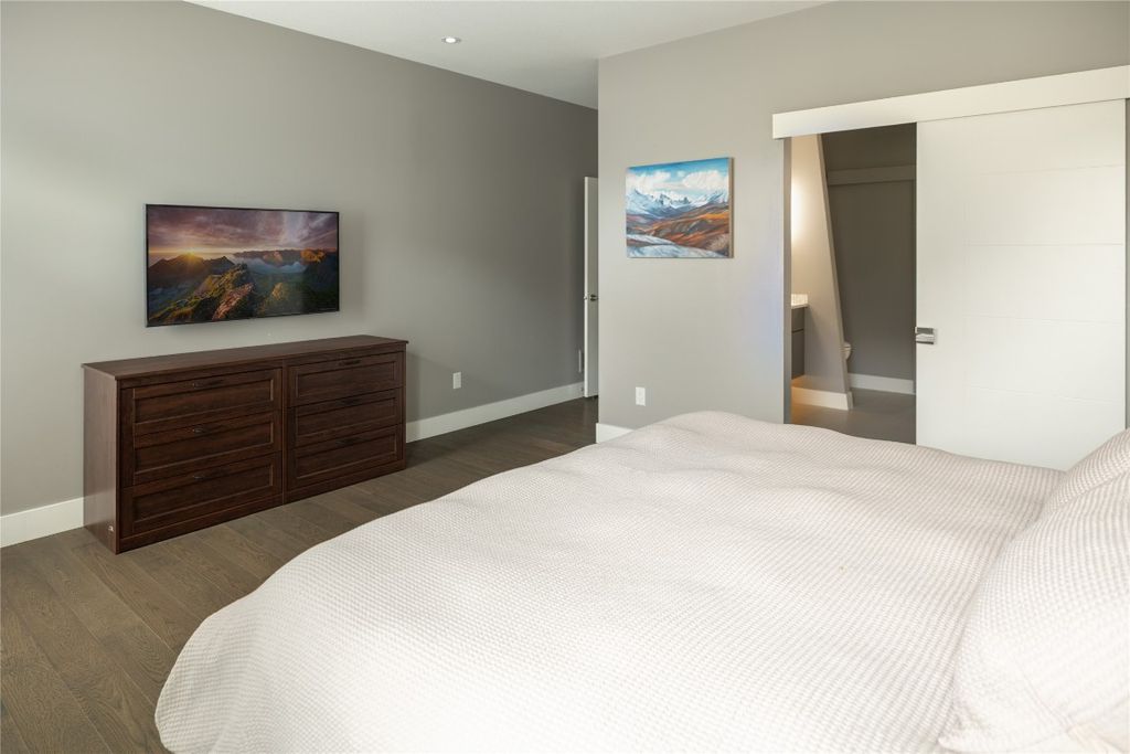listing image 16511946763346301287