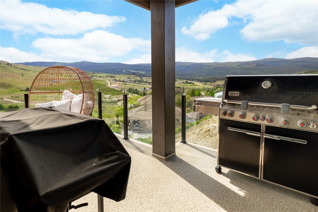 listing image 16515337151488608456
