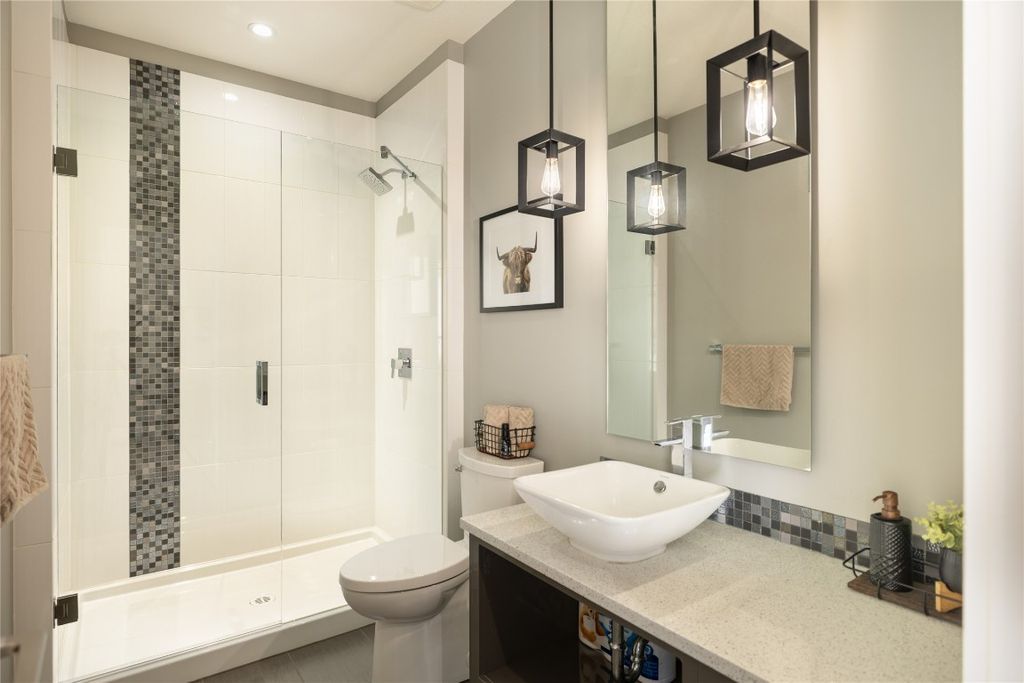 listing image 16515399138484144512