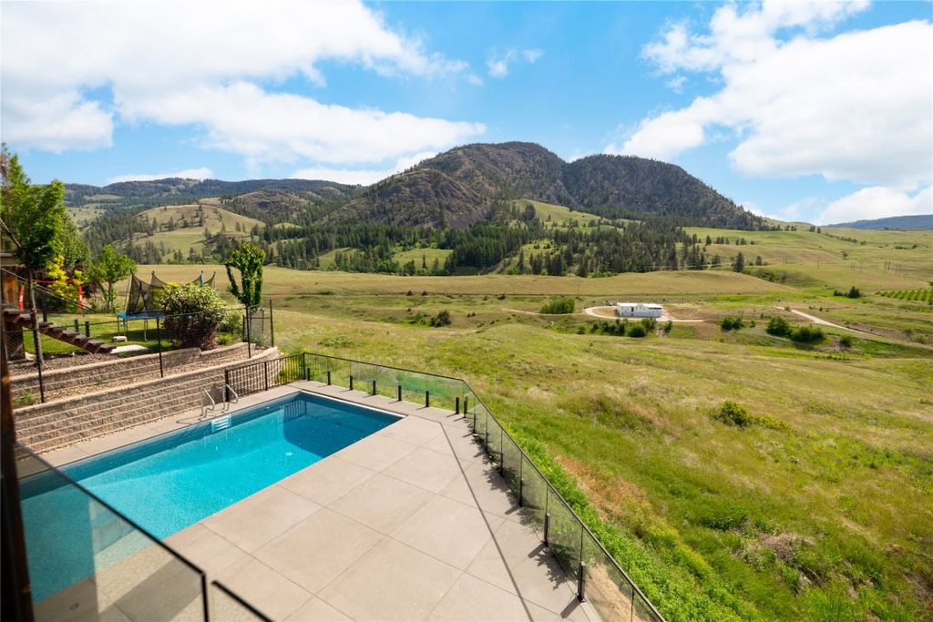 listing image 16512702301200510461