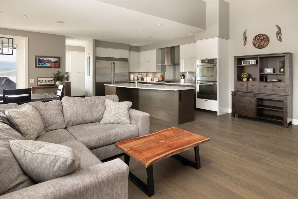 listing image 16514506854952179421
