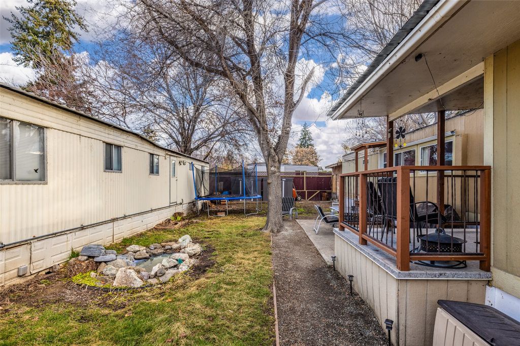 listing image 16515996127305879682