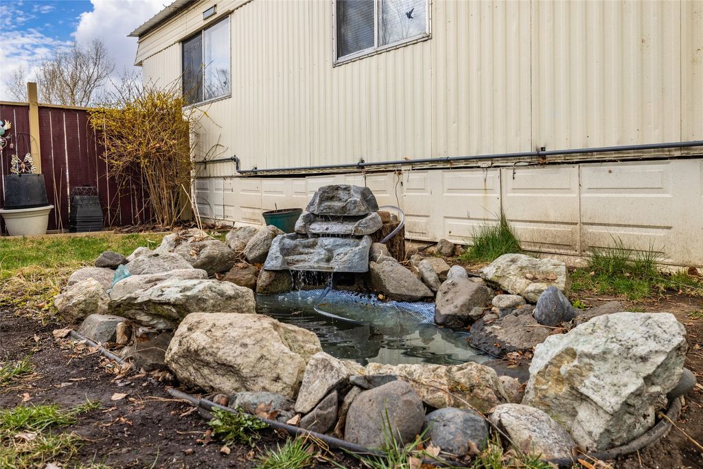 listing image 16513011966312206372