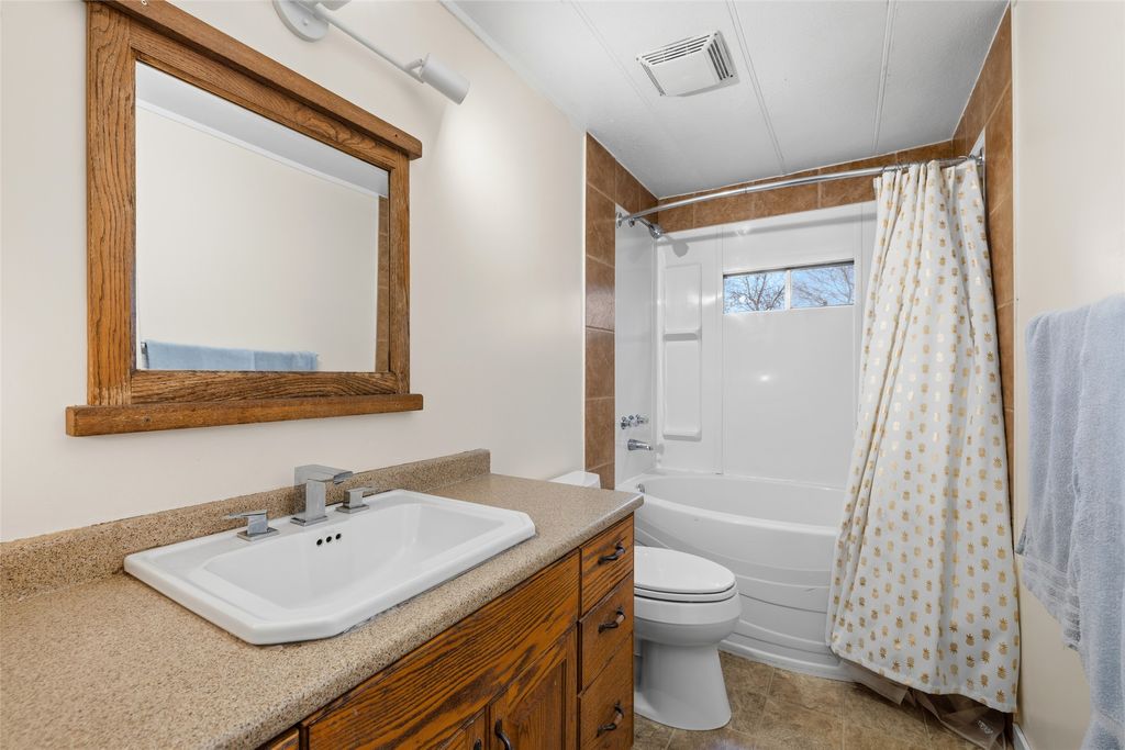 listing image 16513425357030036171