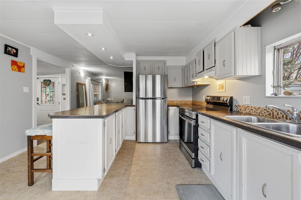 listing image 16517670303089509381