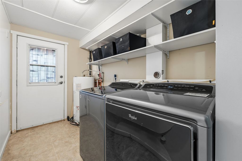 listing image 16517154359489167834