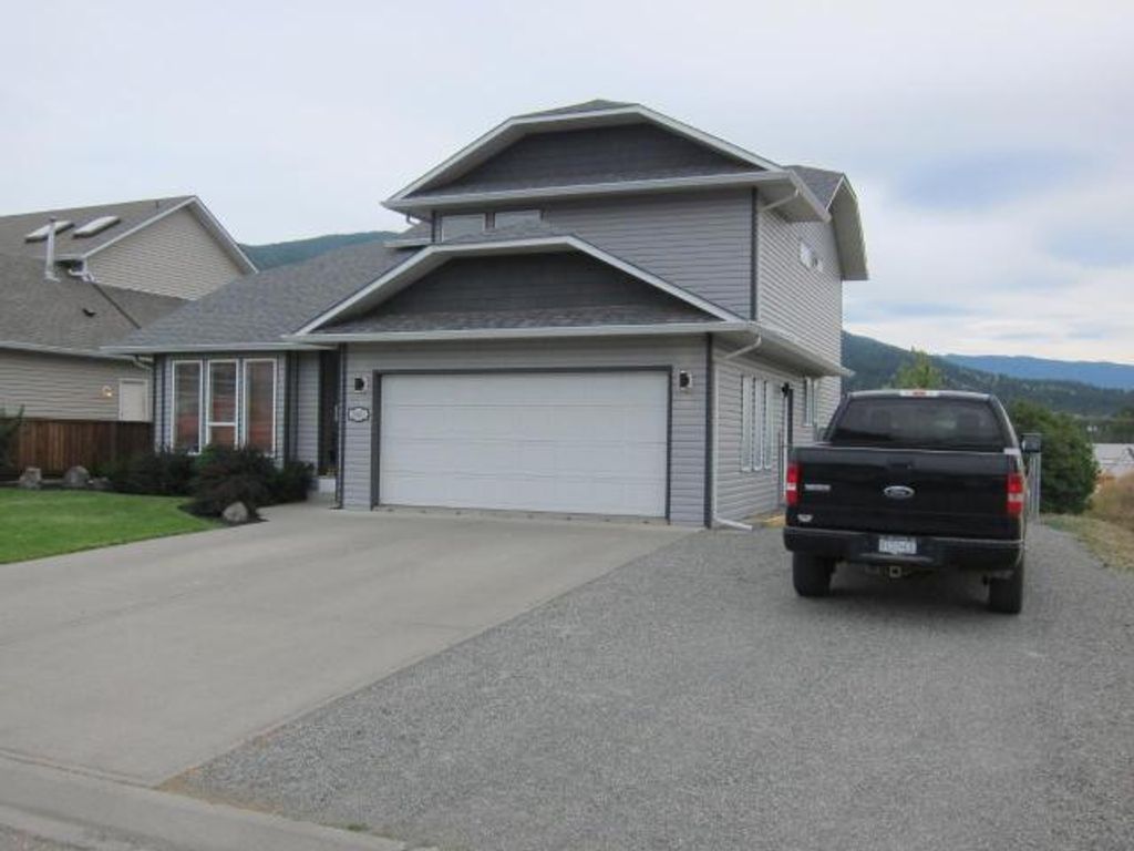 listing image 16513245700051580308