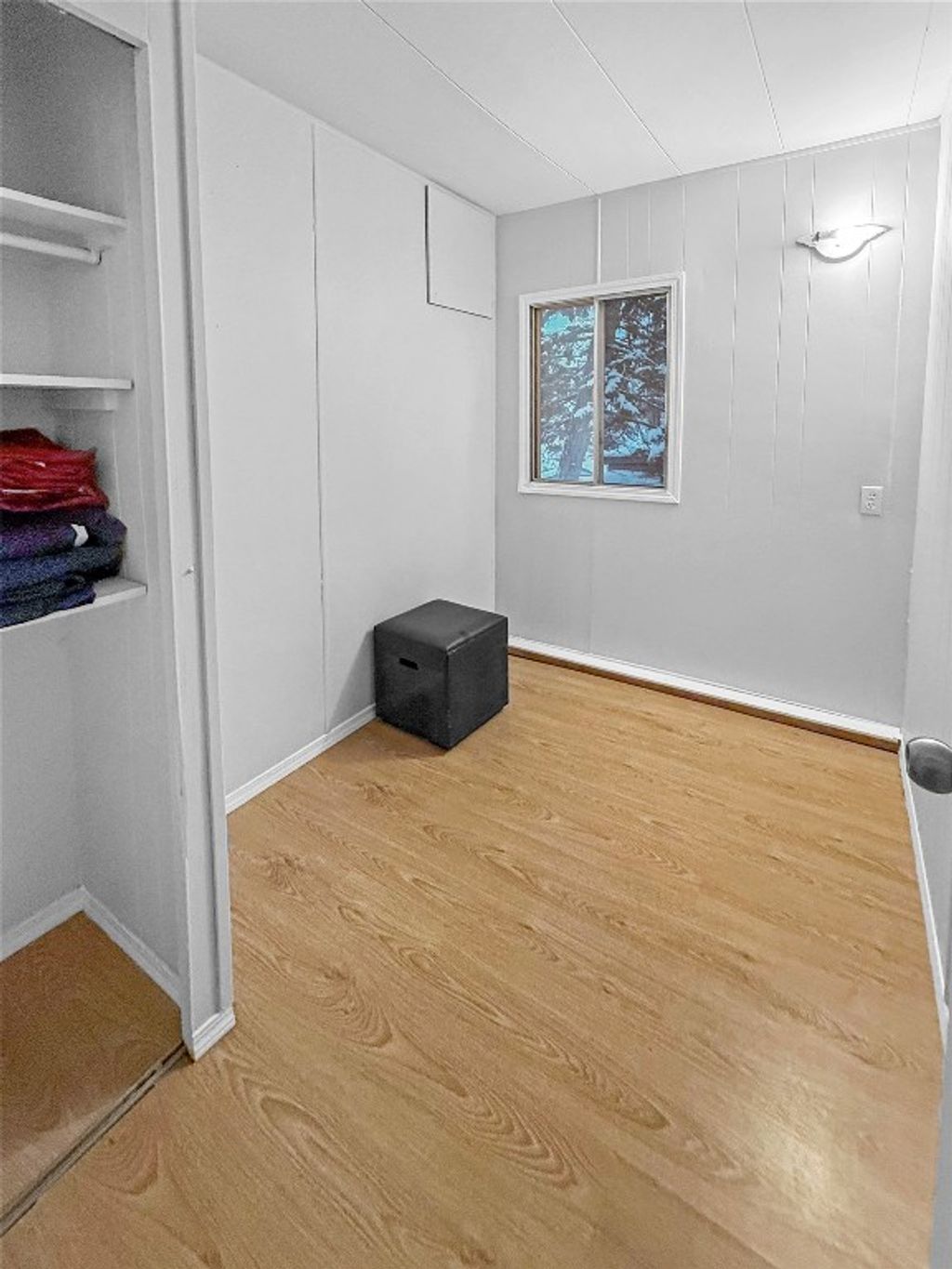 listing image 16519679559067482425