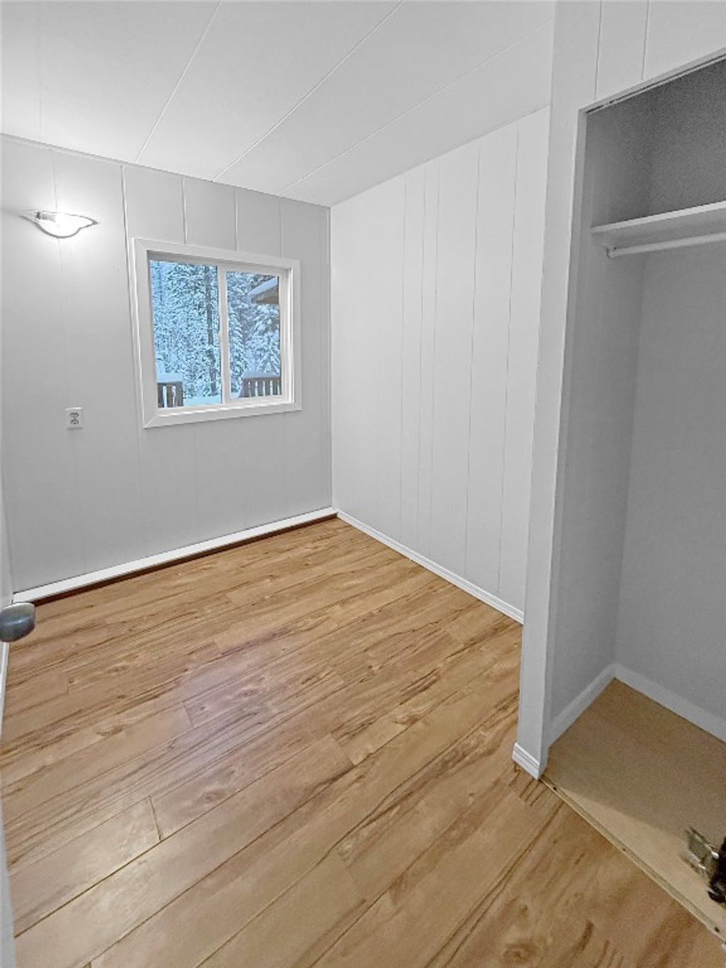 listing image 16517571628604950190