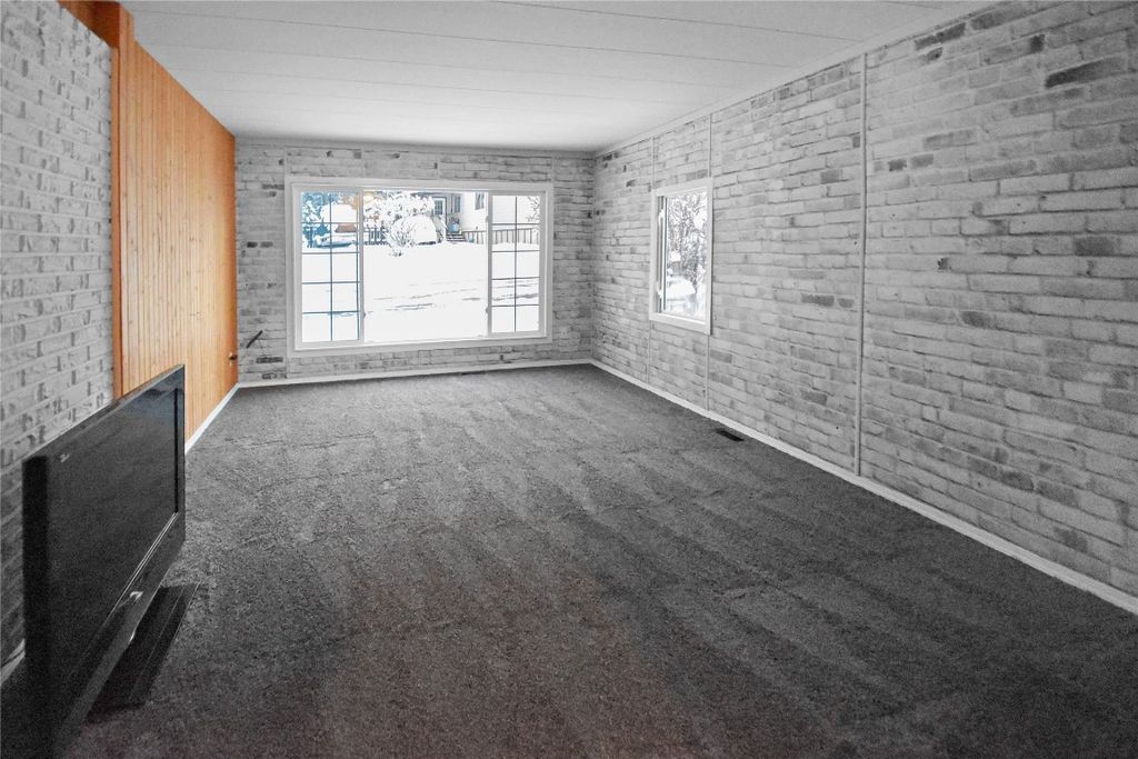 listing image 16514651837717942943