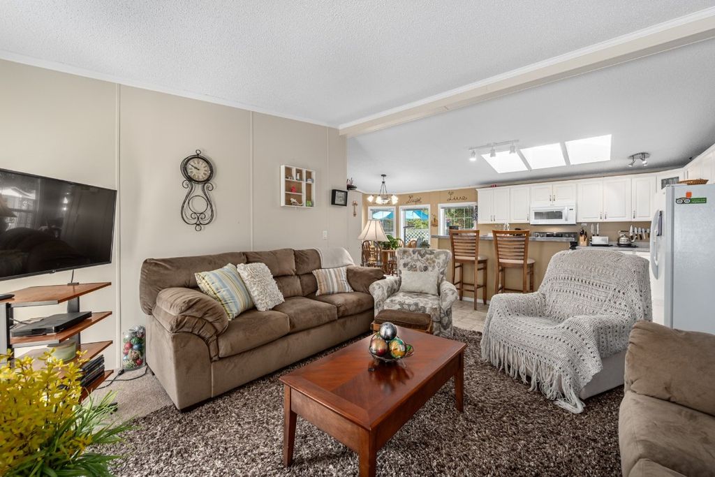 listing image 16512180044447366168