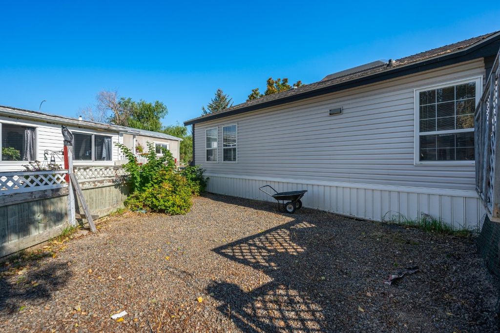 listing image 16512304043086104886