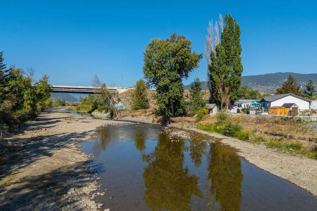 listing image 16517474224674072031