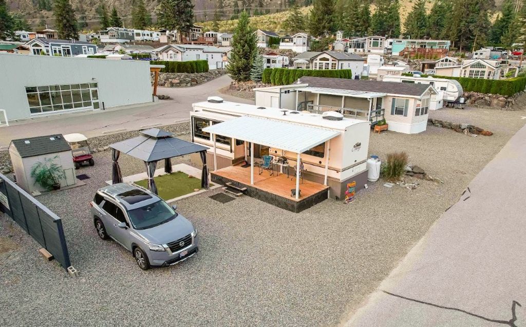 listing image 16517132402019821252