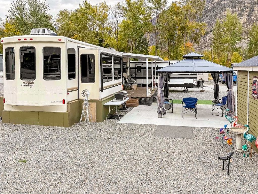 listing image 16510168322222746958