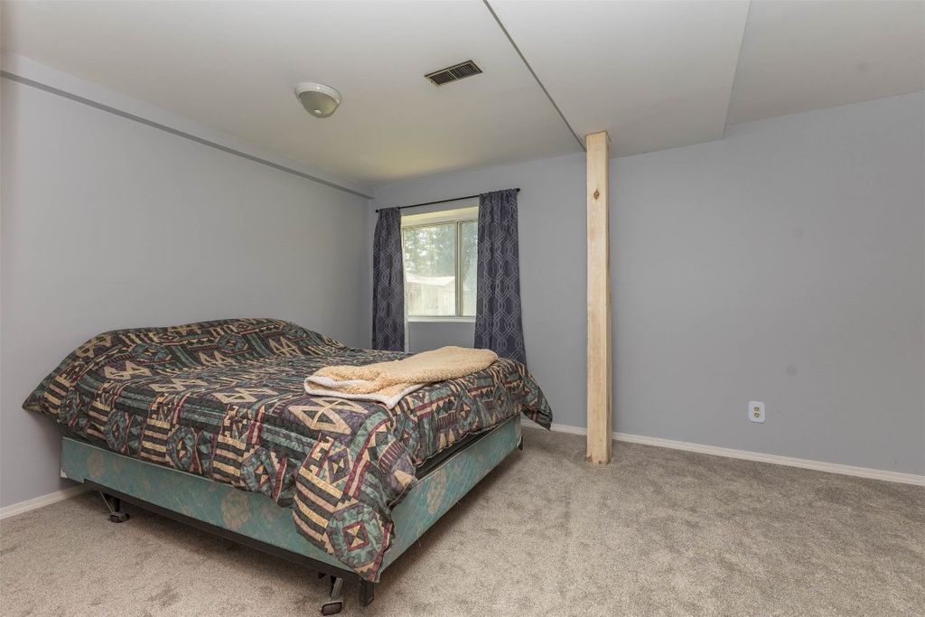 listing image 16512578960357777465