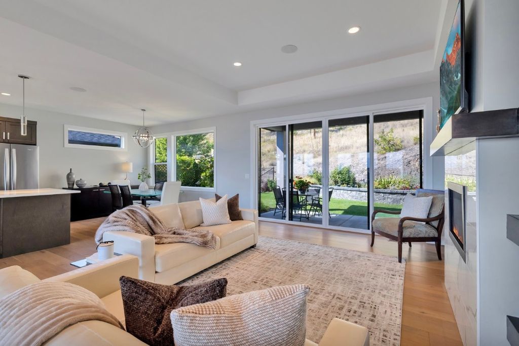 listing image 16519414930923767486