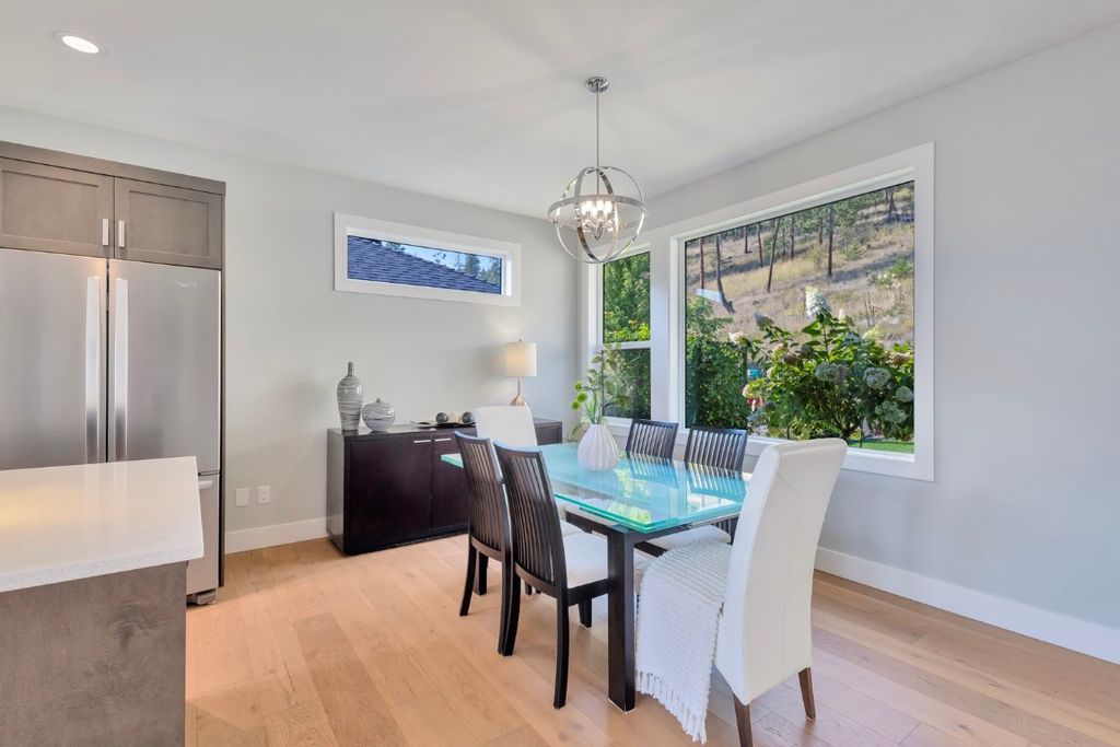 listing image 16514984062057294786