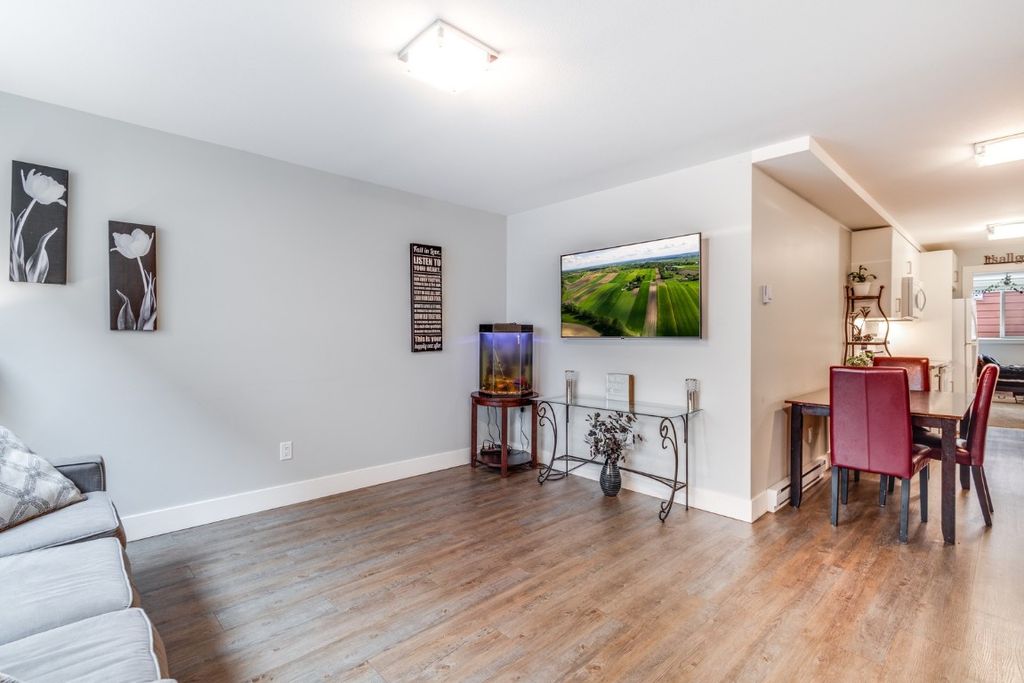 listing image 16515637112201105879