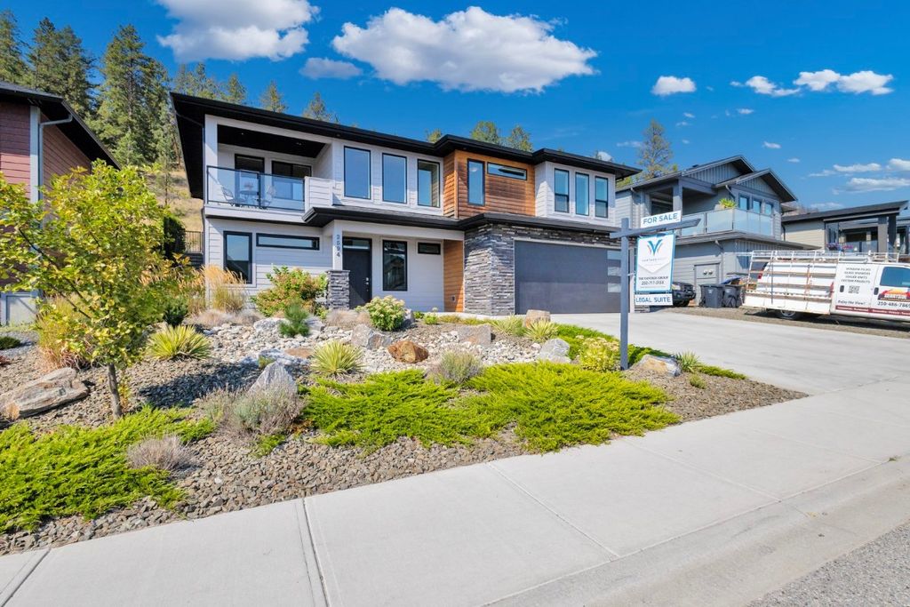 listing image 16519378461634223605