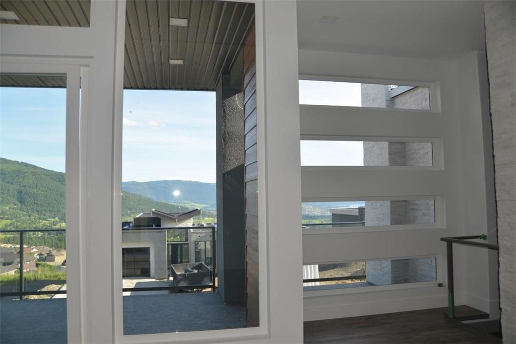 listing image 16517850175868652203