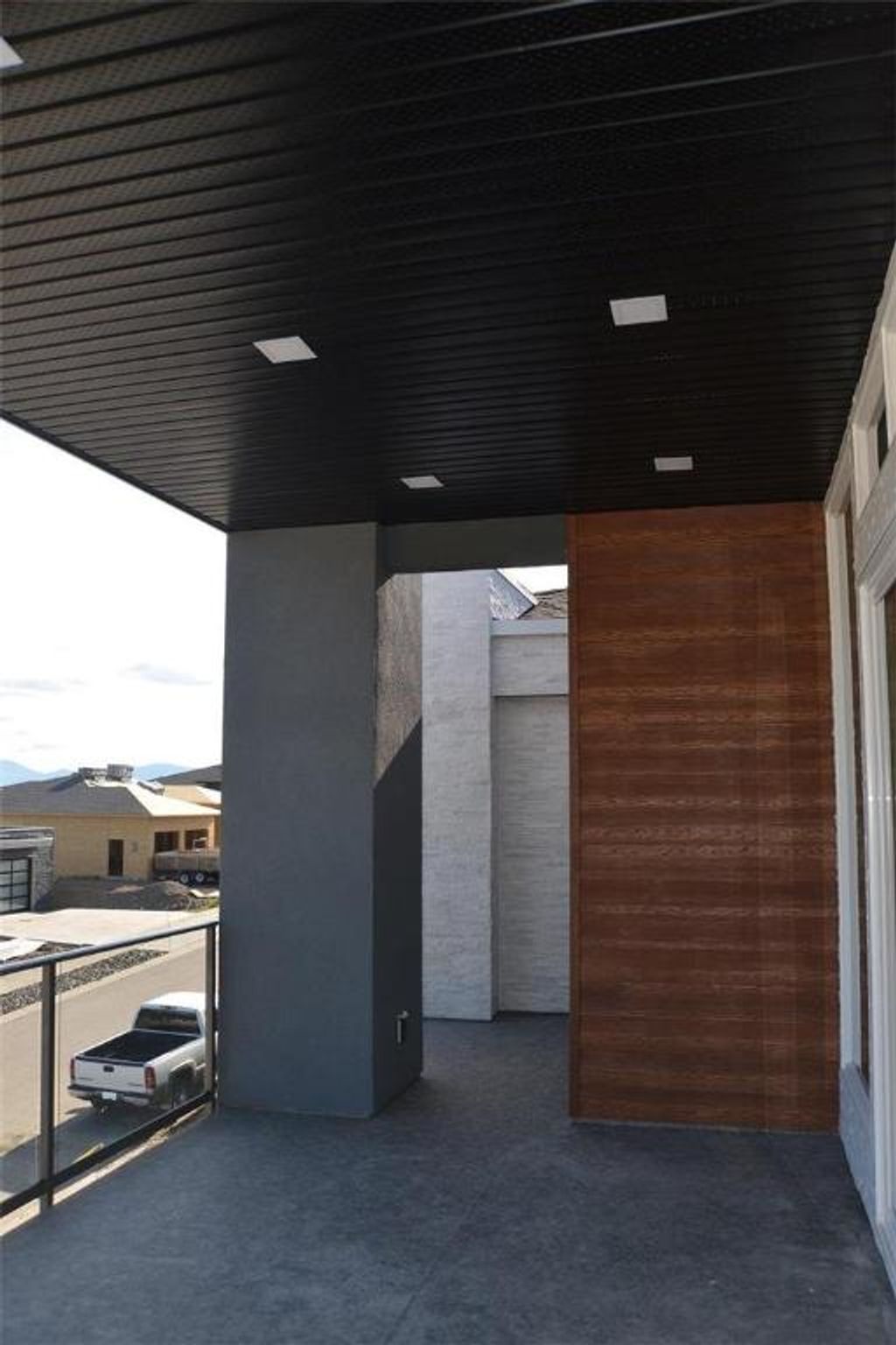 listing image 16517922592358898403