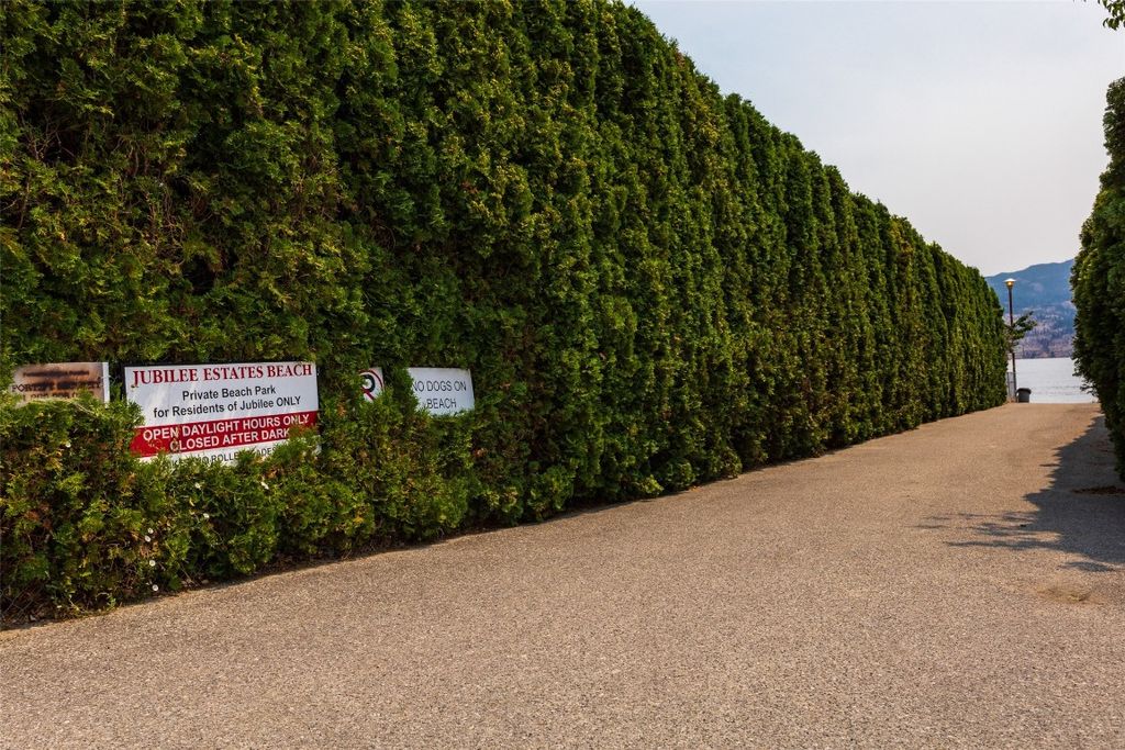 listing image 16513867246316033234