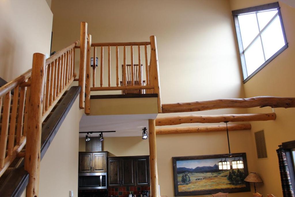 listing image 16513953746338928771