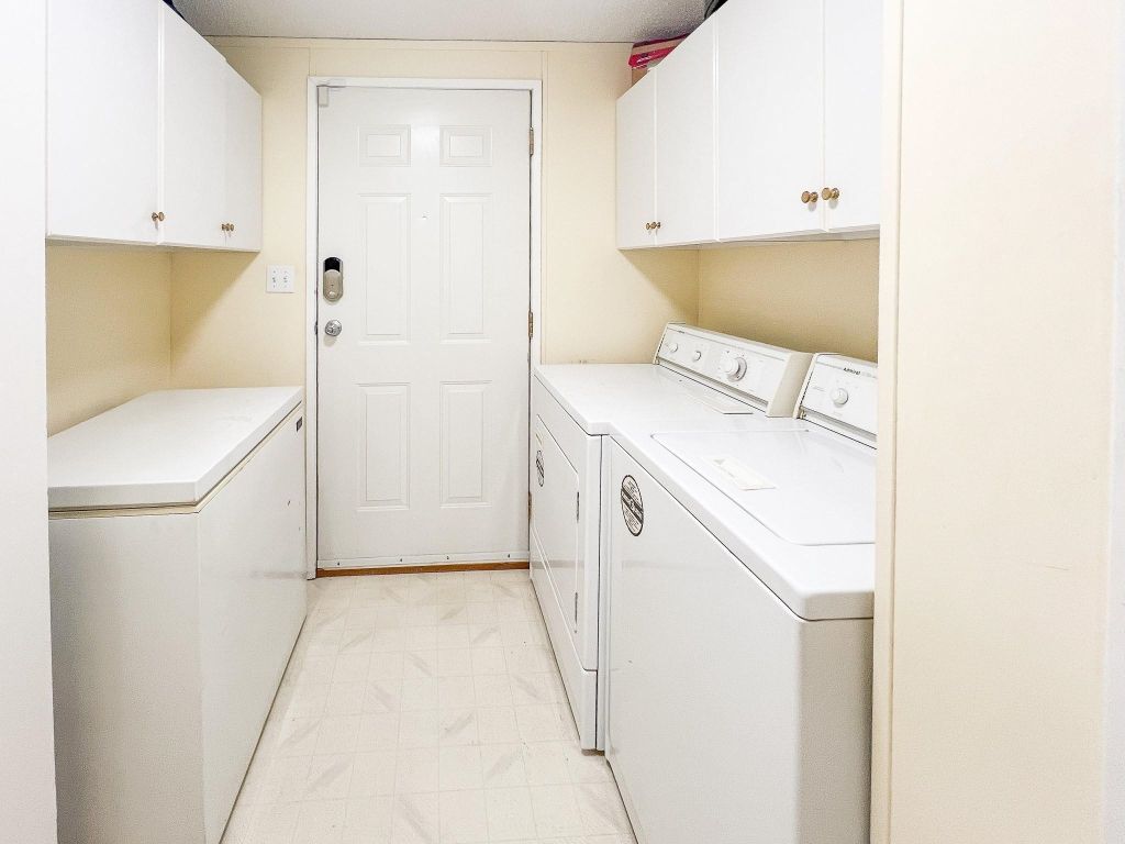 listing image 16517798165098886795