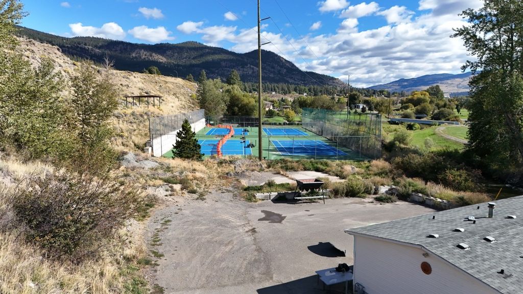 listing image 16514093494443308853