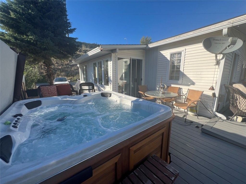 listing image 16516824266085474989