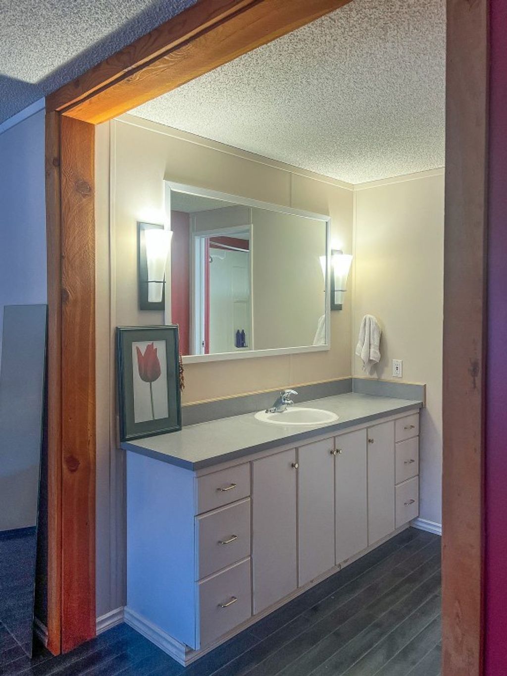 listing image 16519240449520837551