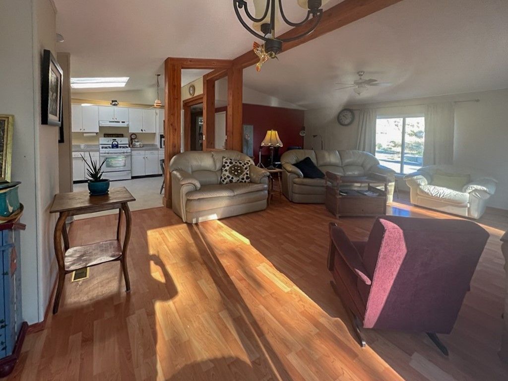 listing image 16510939655480548704