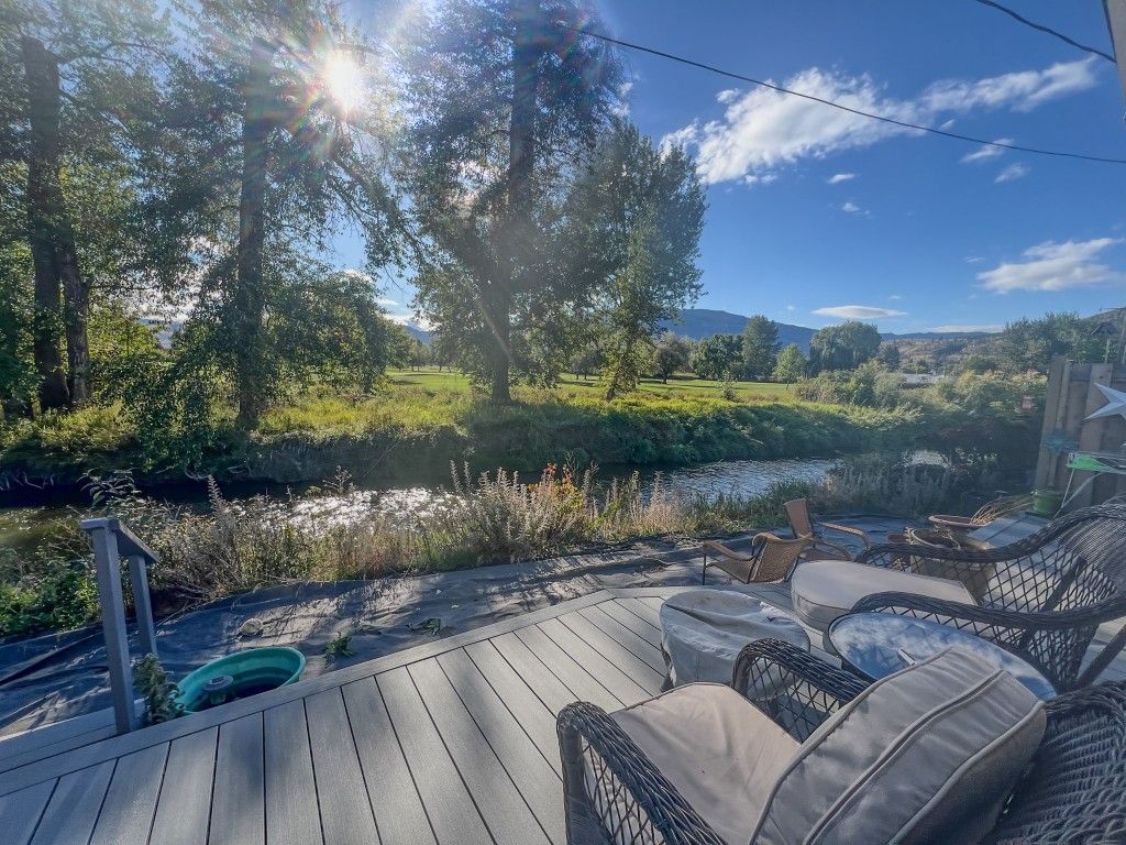 listing image 16511075165884696380