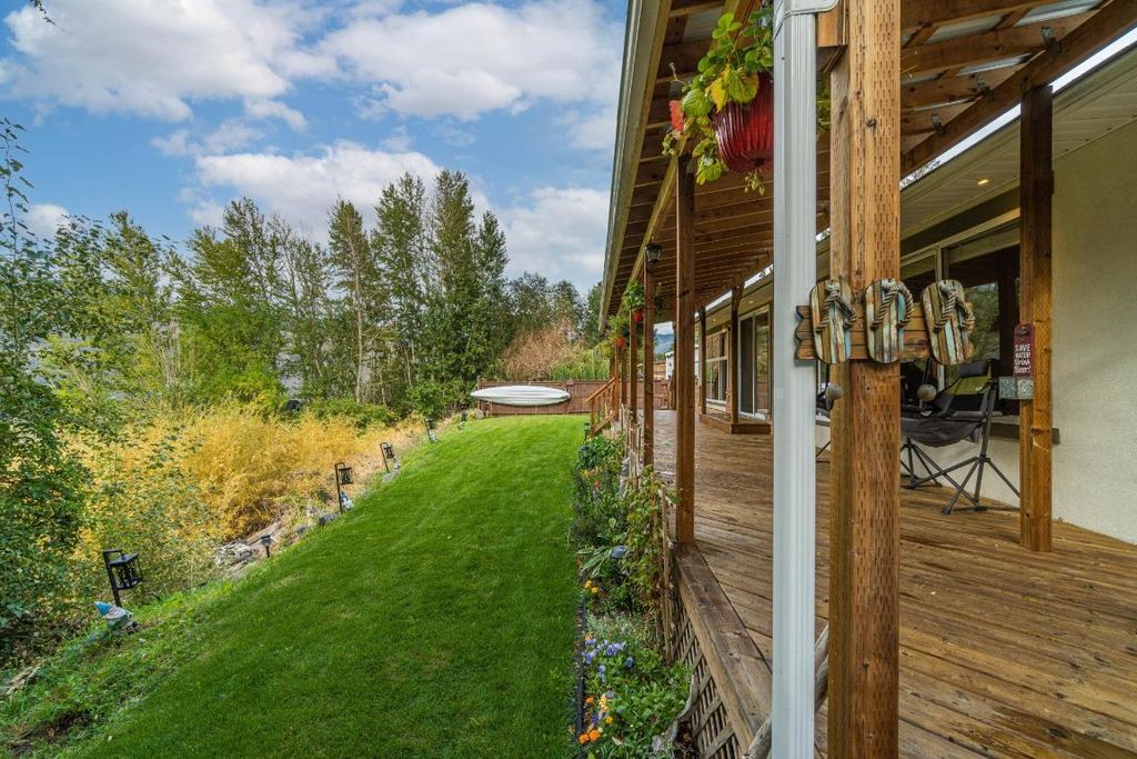 listing image 16519440678534863878