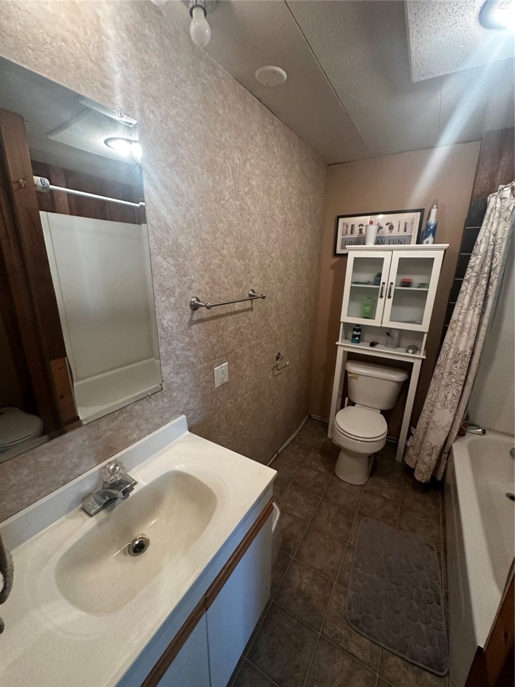 listing image 16514288501598094054