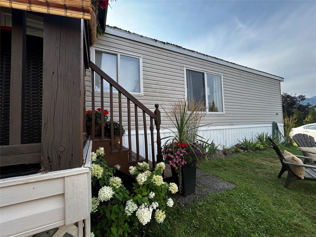 listing image 16516373505796910655