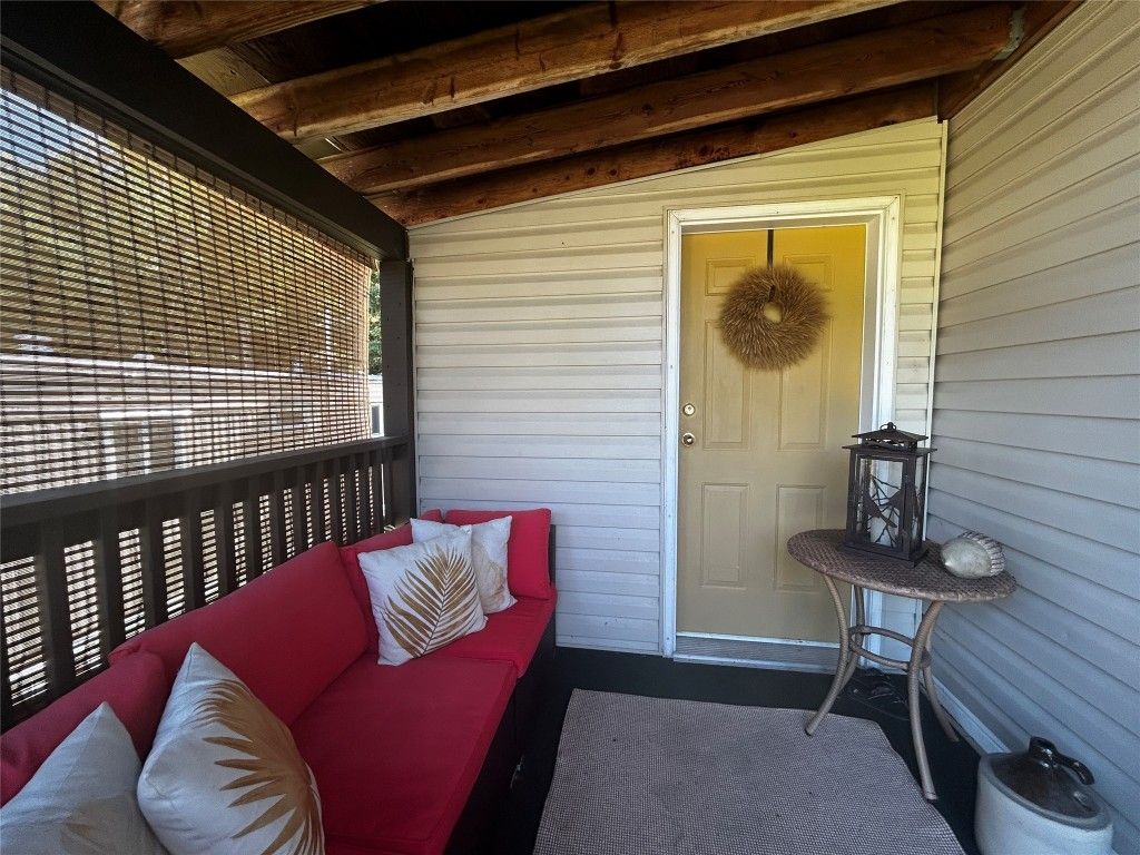 listing image 16510598418328442030