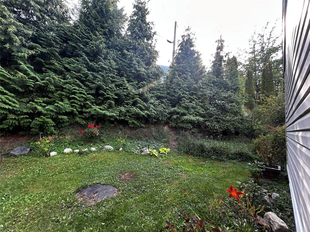 listing image 16514129204529925750