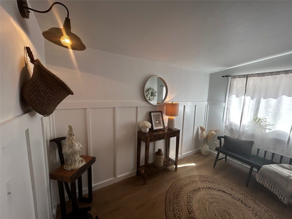 listing image 16515463244452378652