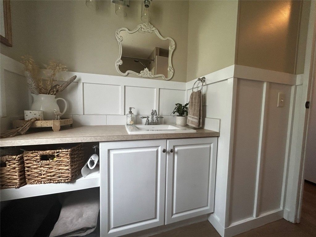 listing image 16513662191085864310