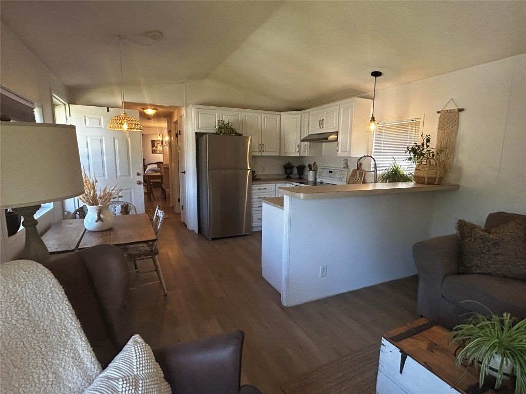 listing image 16513524646404027188