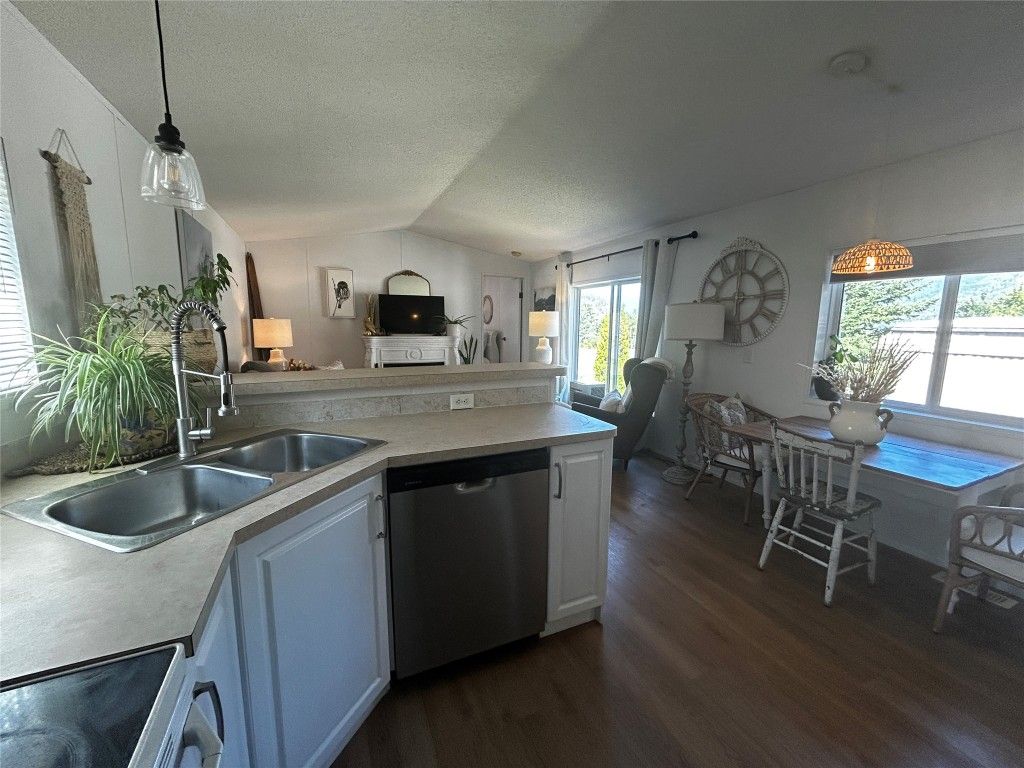 listing image 16512907611425531310