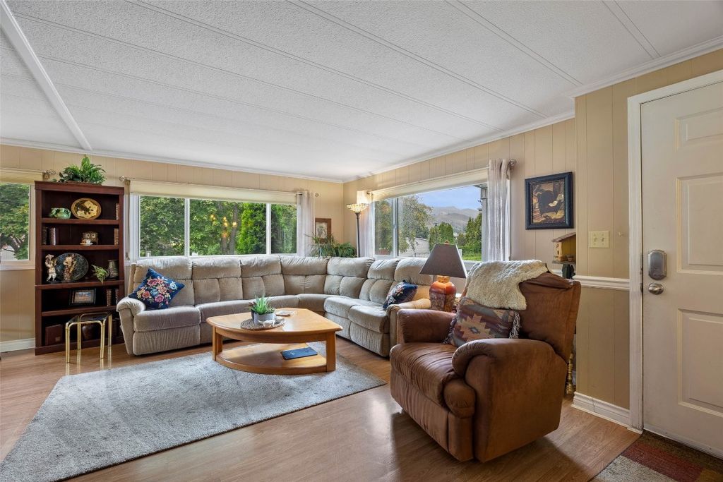 listing image 16514965552110096749