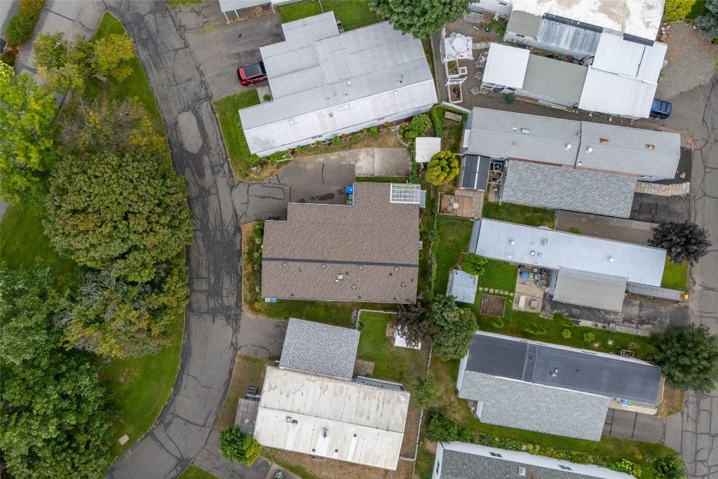 listing image 16513367656653321076