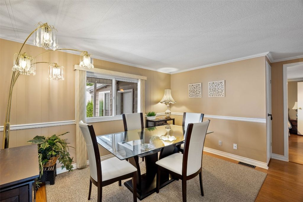 listing image 16511656928062234701