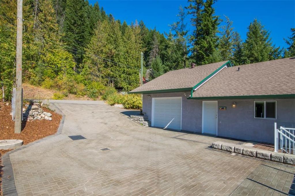 listing image 16515830744243836492